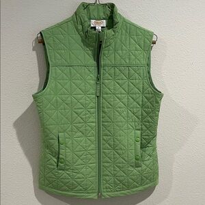 Talbots Light Green Quilted Vest, size S. buttons pocket front.
